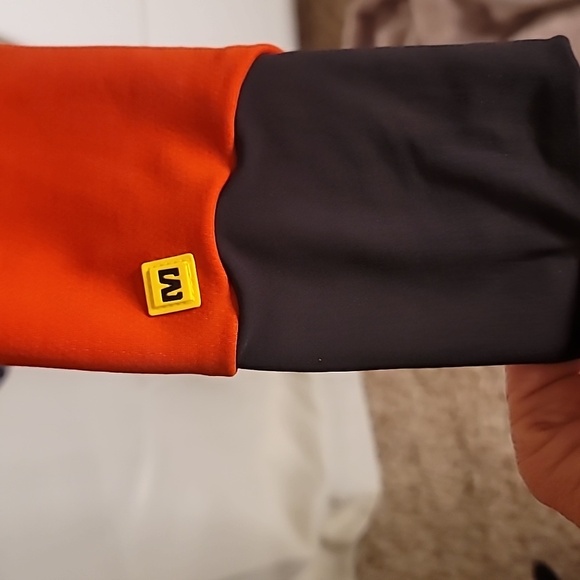 Mavic Cycling Orange & Black Thermal Men's Zip Up Road Biking Insulating Jacket - Picture 3 of 4